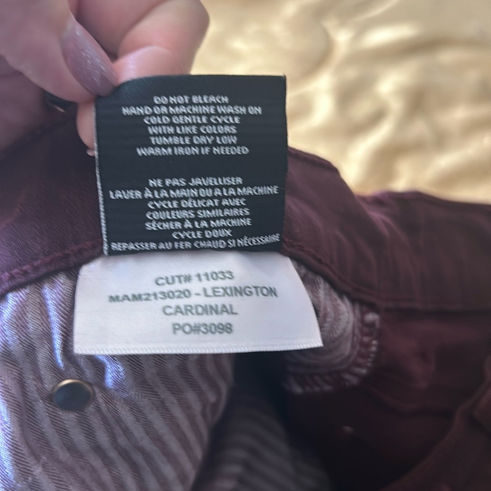Modern American Men’s Slim Jeans. Purple/Red Color, Size 32x33 - Picture 5 of 7